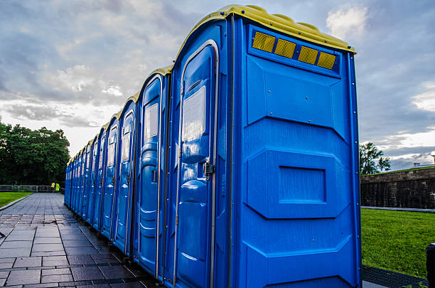 Portable Toilet Options We Offer in Grosse Pointe, MI